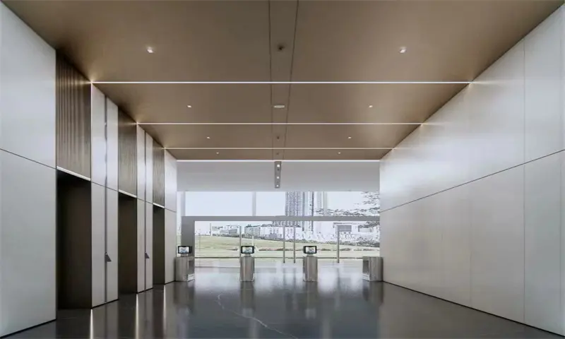 3656246656.jpg