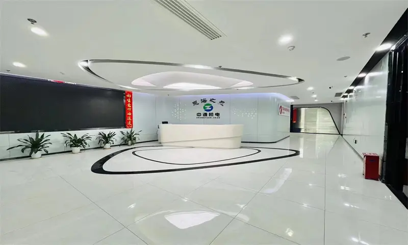 4105884016.jpg