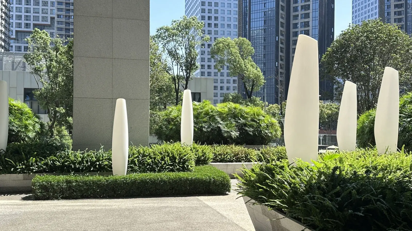 487786194.jpg