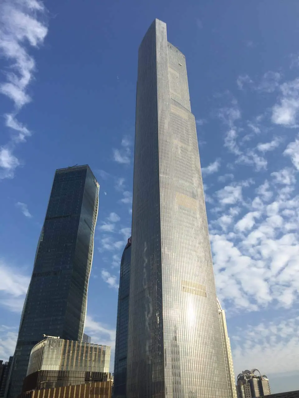 4204768143.jpg