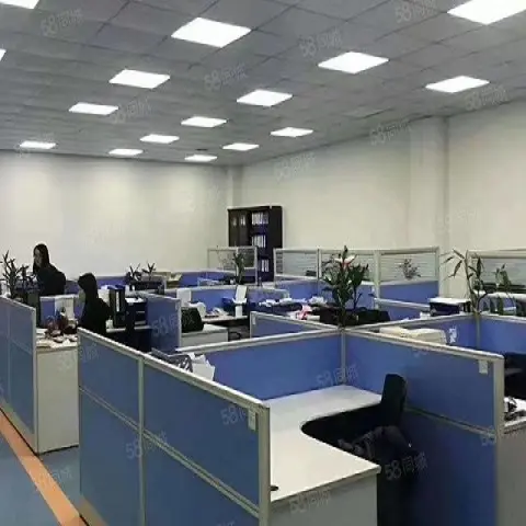 3689670954.jpg