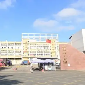 深圳市上村铁塔工业园 物业招商 租赁中心 光明区厂房仓库出租