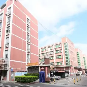深圳市荣鸿泰工业园 物业招商 租赁中心 龙华区厂房仓库出租