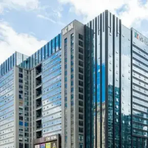 深圳市优城商业广场 物业招商 租赁中心 龙华区创意园办公室出租