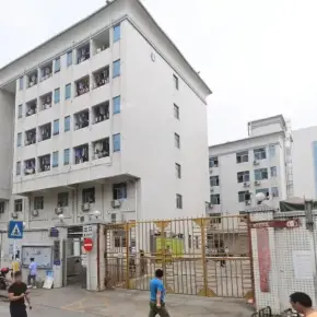 深圳市明伟产业园南区 物业招商 租赁中心 宝安区厂房仓库出租