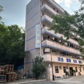 深圳市朱古石第二工业区 物业招商 租赁中心 龙岗区厂房仓库出租