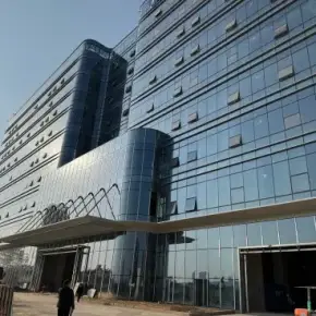 深圳市光峰创智谷 物业招商 租赁中心 坪山区厂房仓库工业上楼出租