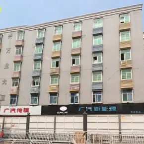 深圳市元芬创客荟 物业招商 租赁中心 龙华区创意园办公室出租