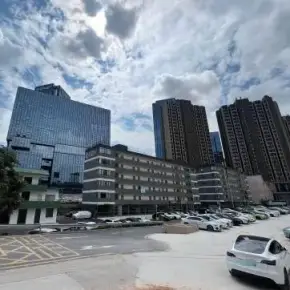 深圳市吉通工业区 物业招商 租赁中心 龙岗区创意园办公室出租