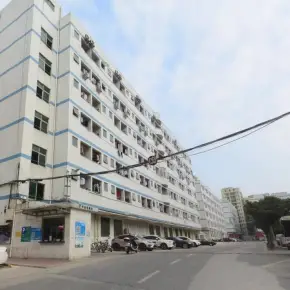 深圳市怀德社区咸田三区 物业招商 租赁中心 宝安区厂房仓库出租