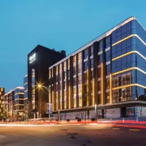 深圳市云里智能园 物业招商 租赁中心 龙岗区创意园办公室出租