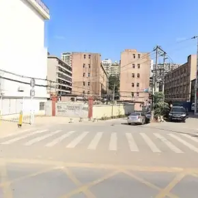 深圳市泰昌工业区 物业招商 租赁中心 龙岗区创意园办公室出租