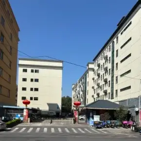 深圳市上雪科技园西区 物业招商 租赁中心 龙岗区厂房仓库出租