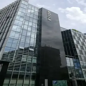 深圳市新城市大厦 物业招商 租赁中心 龙岗区写字楼办公室出租