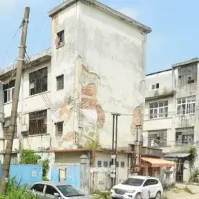 深圳市细靓河边工业区 物业招商 租赁中心 龙岗区厂房仓库出租
