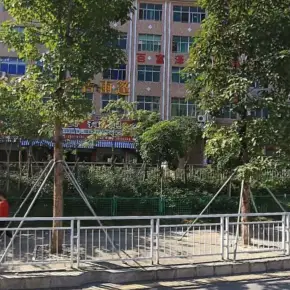 深圳市百富泽工业园 物业招商 租赁中心 龙华区厂房仓库出租