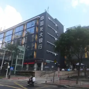 深圳市荔景商务 物业招商 租赁中心 龙岗区创意园办公室出租