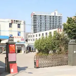 深圳市岭南工业园 物业招商 租赁中心 龙岗区厂房仓库出租
