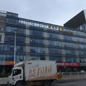 深圳市中正财富大厦 物业招商 租赁中心 宝安区厂房仓库出租