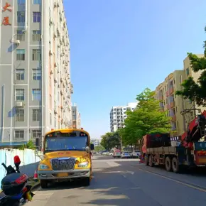 深圳市新宝益工贸大厦 物业招商 租赁中心 宝安区厂房仓库出租