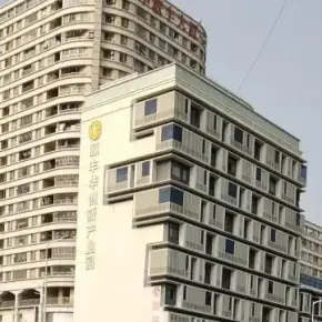 深圳市华联丰大厦 物业招商 租赁中心 龙华区厂房仓库出租