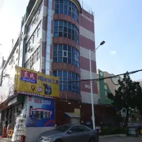 深圳市吉祥创谷 物业招商 租赁中心 龙岗区创意园办公室出租