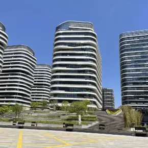 深圳市华强科技生态园 物业招商 租赁中心 光明区产业园办公室出租