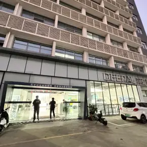 深圳市百世国际汽车城 物业招商 租赁中心 龙岗区创意园展厅出租