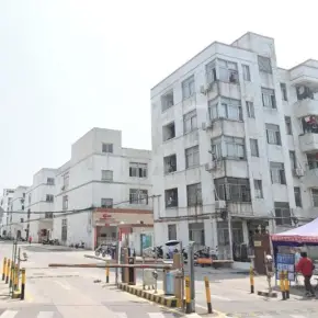 深圳市怀德翠湖工业区 物业招商 租赁中心 宝安区厂房仓库出租