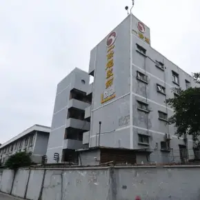 深圳市宝安区燕罗街道山门第一工业区 物业招商 租赁中心 宝安区厂房仓库出租