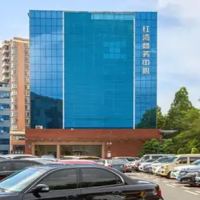 深圳市红湾商务中心 物业招商 租赁中心 宝安区创意园办公室出租