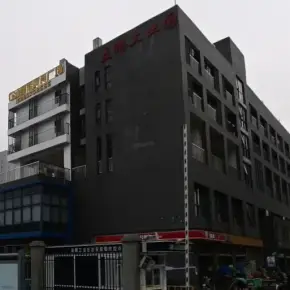 深圳市观澜高新技术产业园益鹏工业园 物业招商 租赁中心 龙华厂房仓库出租