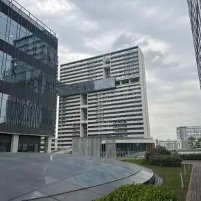 深圳市光明生命科学园 物业招商 租赁中心 光明区创意园办公室出租