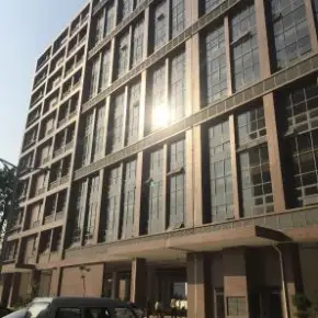 富比伦科技厂区招租