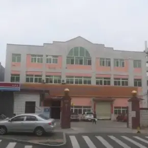 深圳市联丰泰工业园 物业招商 租赁中心 龙华区创意园办公室出租