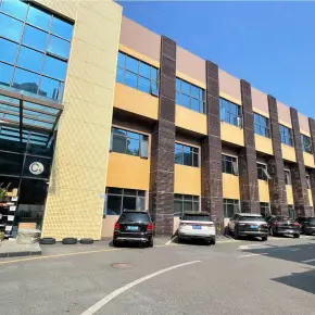 深圳市云海企业总部基地 物业招商 租赁中心 龙岗区创意园办公室出租