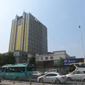 深圳市粤长辉大厦 物业招商 租赁中心 龙岗区写字楼办公室出租