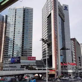 南山中心区 海王大厦商业裙楼 招商 行业不限