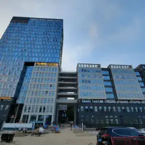 深圳利亚德LED产业园 物业招商 租赁中心 龙华厂房仓库出租