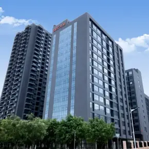 深圳市杰科产业园 物业招商 租赁中心 龙岗区创意园办公室出租