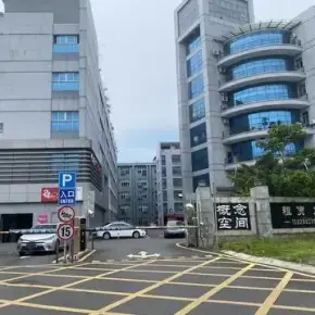 深圳市龙达车城 物业招商 租赁中心 龙岗区厂房仓库出租
