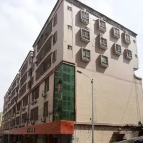 深圳市颐泉办公楼 物业招商 租赁中心 龙华区创意园办公室出租