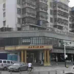 深圳市龙源大厦 物业招商 租赁中心 龙华区创意园办公室出租
