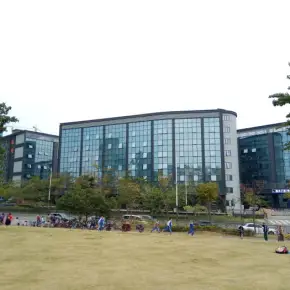 深圳市在茂大厦 物业招商 租赁中心 龙岗区写字楼出租