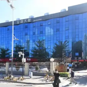 深圳市宝湖大厦 物业招商 租赁中心 龙华区创意园办公室出租