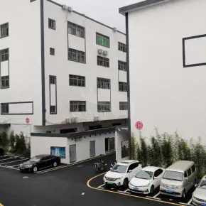 深圳市1985园中园 物业招商 租赁中心 龙岗区写字楼出租
