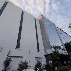 深圳市万基产业园 物业招商 租赁中心 南山区产业园 办公室 出租
