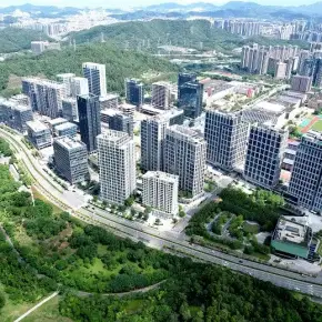 深圳市丰隆深港科技园 物业招商 租赁中心 龙岗区产业园出租